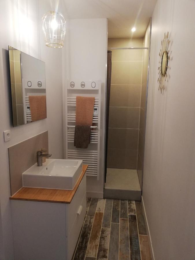 Suite 24 Appart'Hotel-3 Etoiles Le Creusot Bagian luar foto