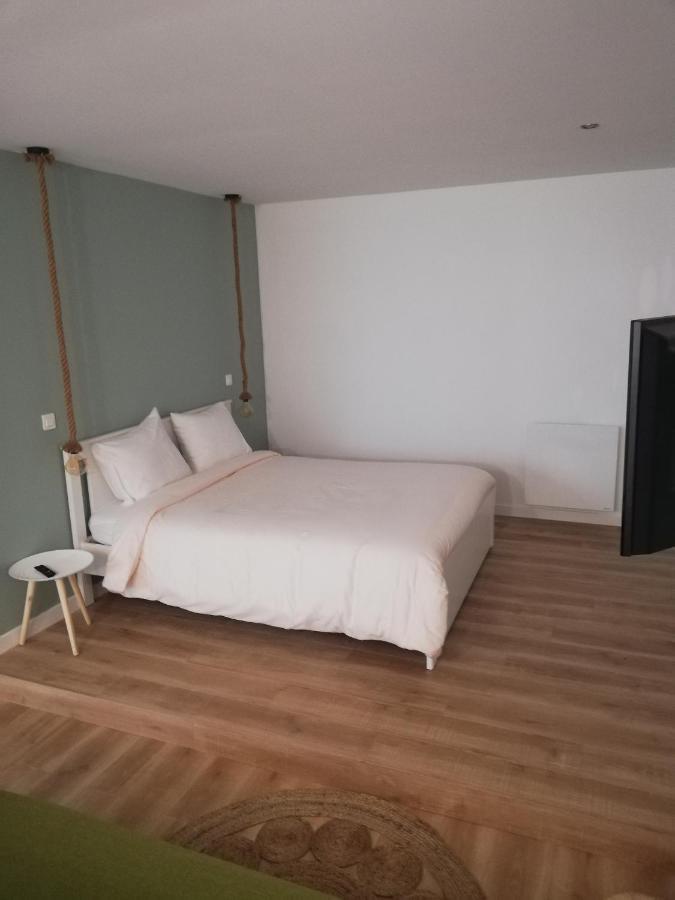 Suite 24 Appart'Hotel-3 Etoiles Le Creusot Bagian luar foto