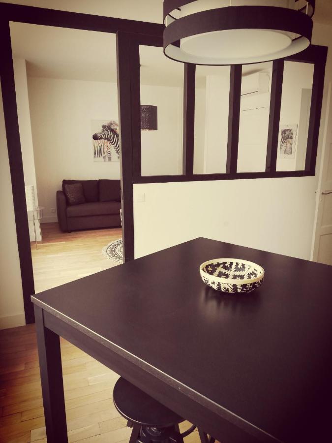 Suite 24 Appart'Hotel-3 Etoiles Le Creusot Bagian luar foto